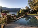 Evening by the pool - Serafino vacation house ©Hotel Posta al Lago